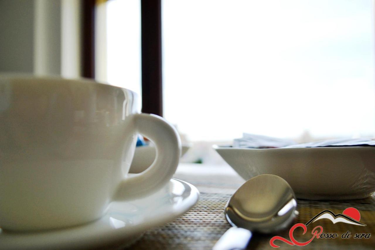 Couette-café Rosso Di Sera Naples